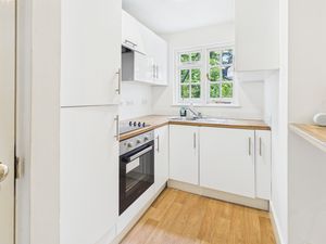 KITCHEN- click for photo gallery